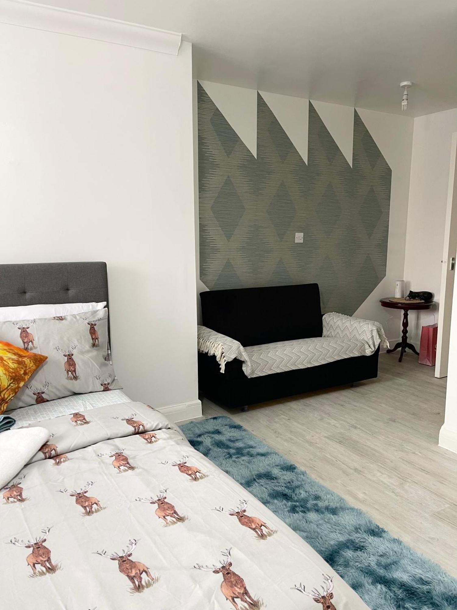 Stanton - Impeccable And Stylish 2 Bedroom Dagenham Exterior foto